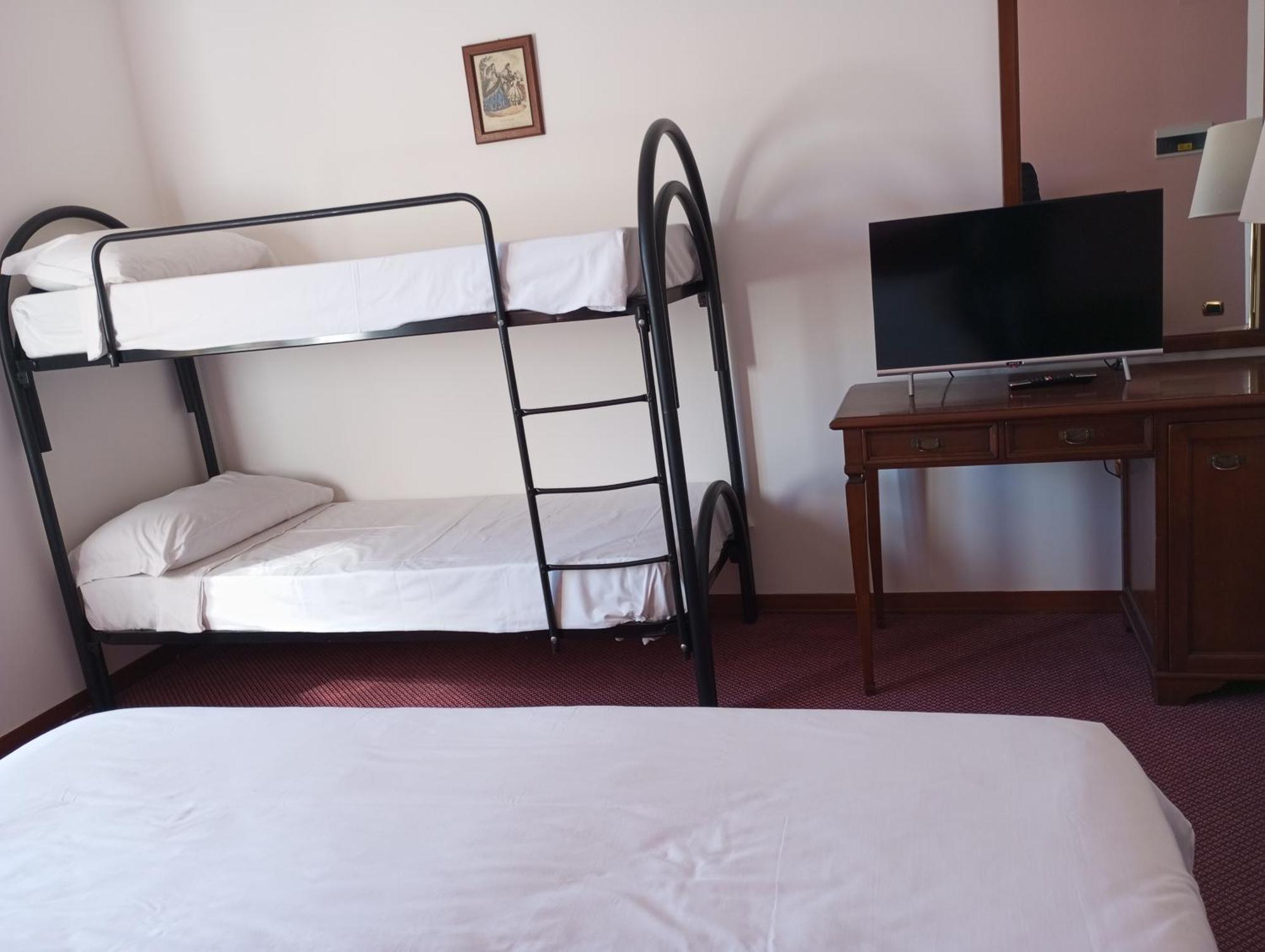 Regina Hotel Pollino Morano Calabro Buitenkant foto